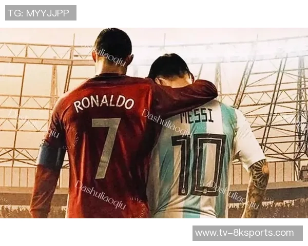 帕利尼亚反击卡拉格批评称其靠贬低他人谋生无视C罗成就