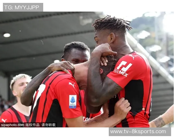 扎帕科斯塔远射险些破门迈尼昂飞身扑救化解危机